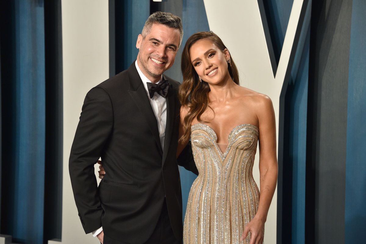 Jessica Alba Compared Cash Warren Marriage to Being